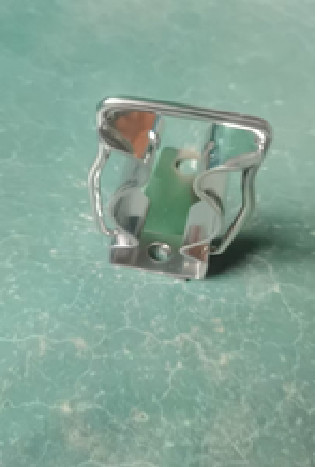 Металлические части держателя предохранителя XRNT 2шт