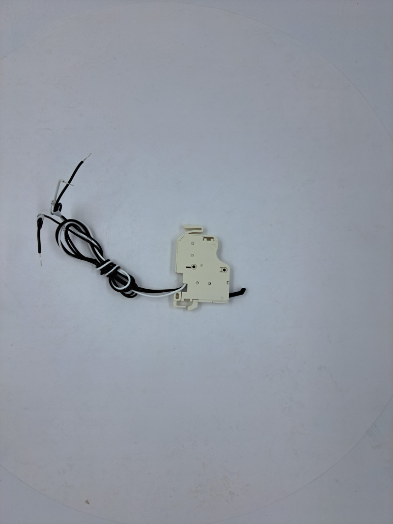Дополнительный контакт YCM8 400/<wbr>630/<wbr>800/<wbr>1000/<wbr>1250