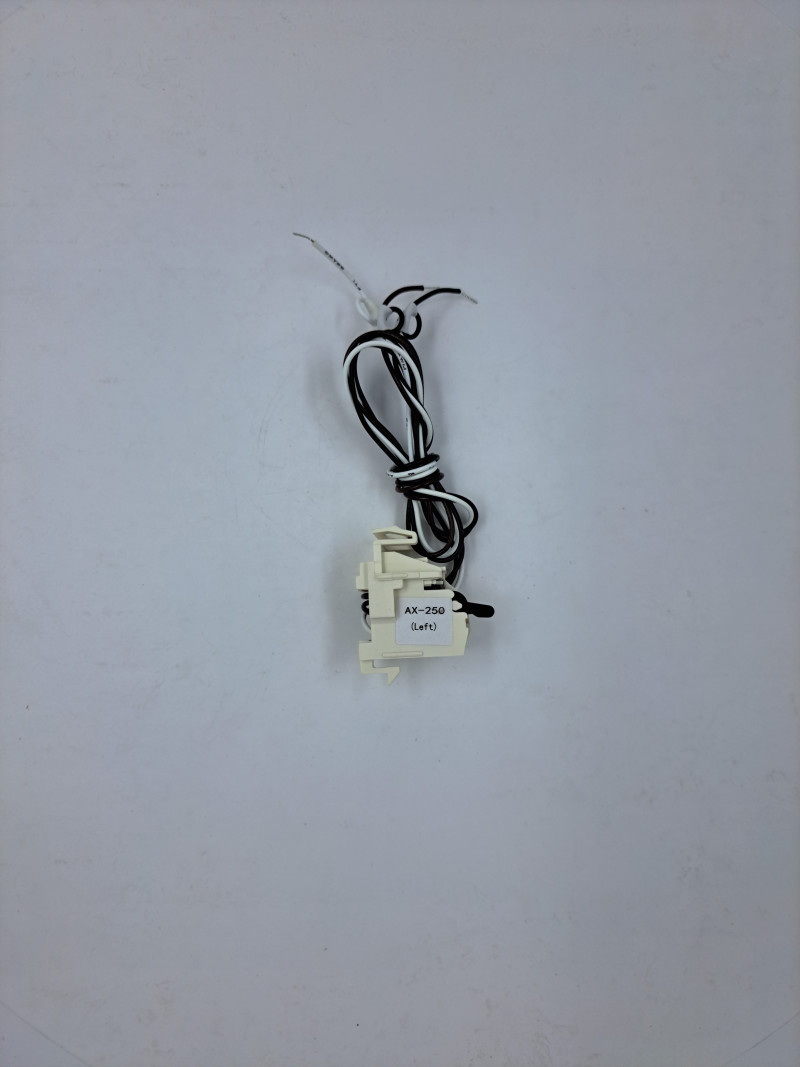 Дополнительный контакт YCM8 250